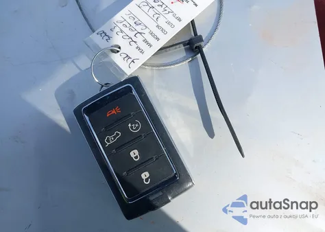 2023 Jeep Grand Cherokee 4Xe Overland z USA, uszkodzony, nr VIN 1C4RJYD69PC633784